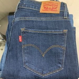 Levi’s High Rise Jeans